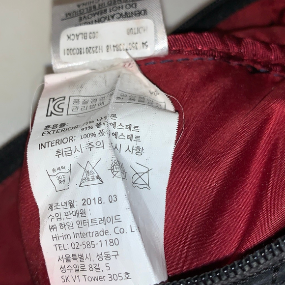 Women's Hedgren Black Quilted Crossbody Bag One Size with red Interior - Picture 12 of 16